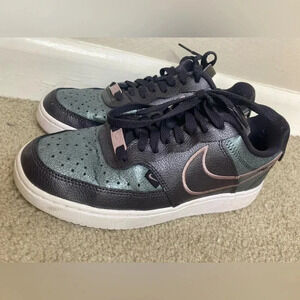 Nike Women’s Court Vision Low Premium in Cave Purple Size 8